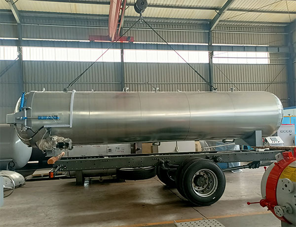 胶辊滚筒包胶硫化罐